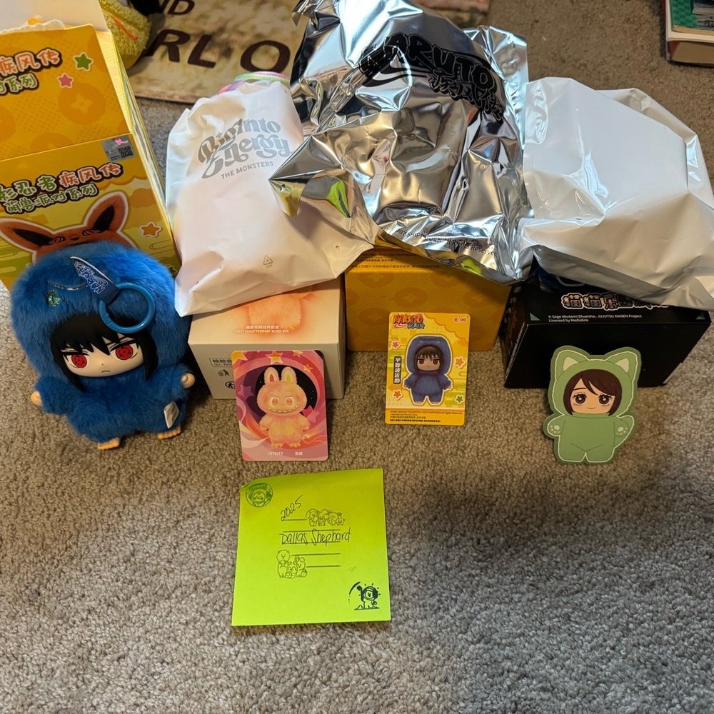 Blind Box Anime & Labubu